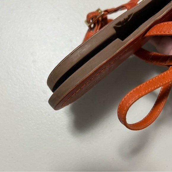 Tory Burch Ali Leather Sandals - Picture 11 of 13